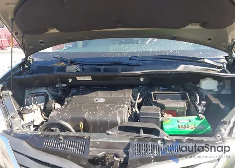 2012 Toyota Sienna Xle V6 8 Passenger from USA, damaged, VIN 5TDYK3DC2CS224181